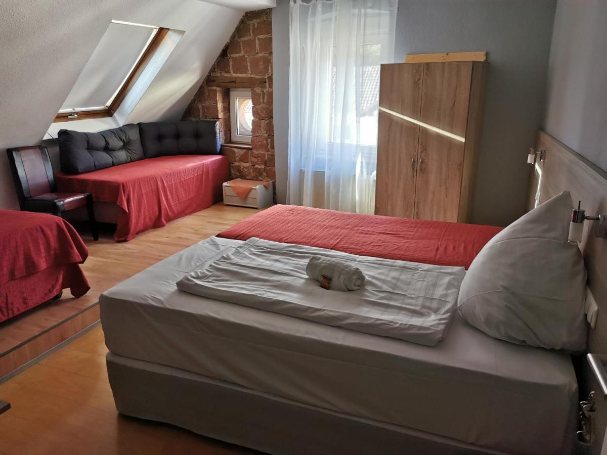 Hotel Brunnenhof Wilgartswiesen Buitenkant foto