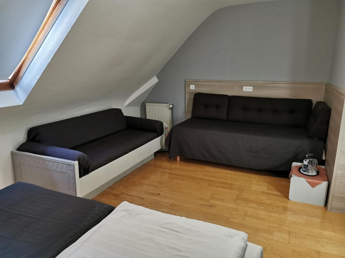 Hotel Brunnenhof Wilgartswiesen Buitenkant foto
