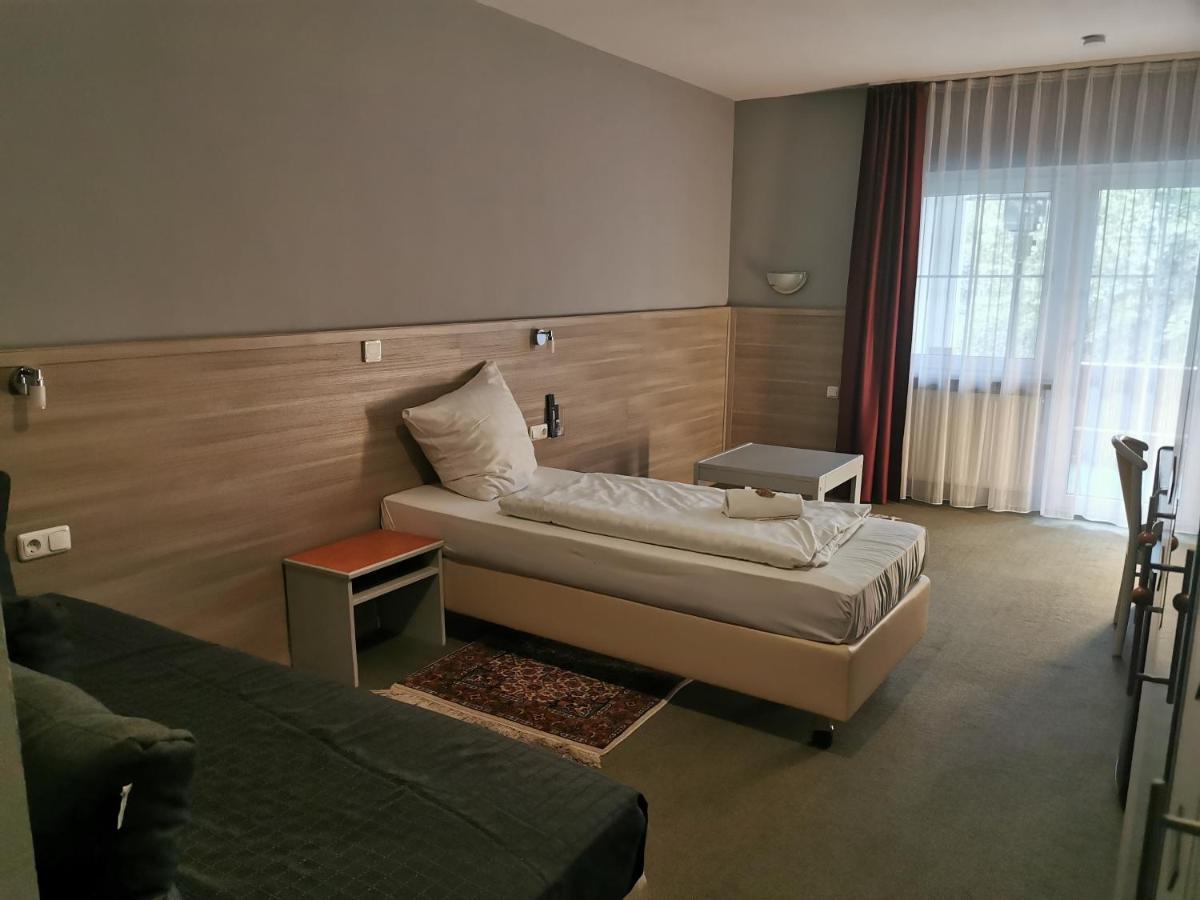 Hotel Brunnenhof Wilgartswiesen Buitenkant foto