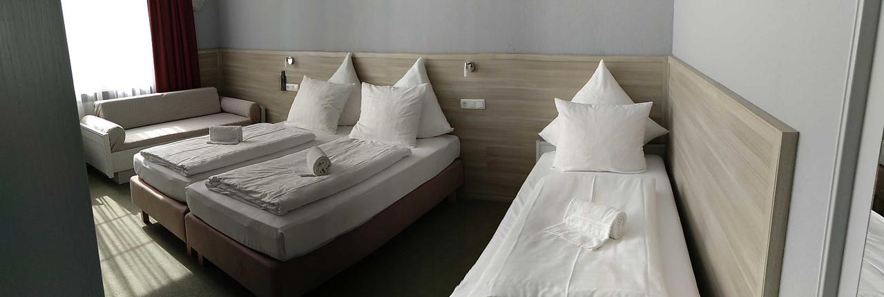 Hotel Brunnenhof Wilgartswiesen Buitenkant foto