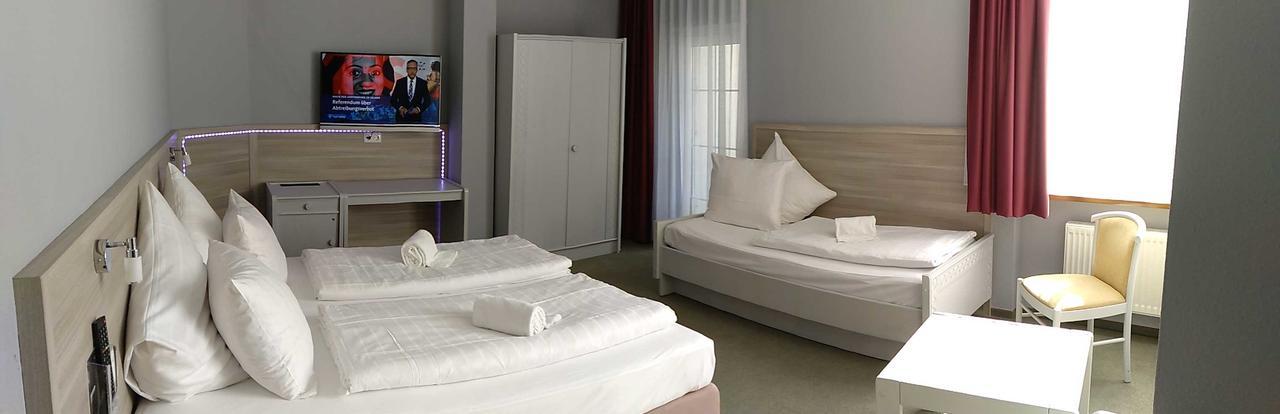 Hotel Brunnenhof Wilgartswiesen Buitenkant foto