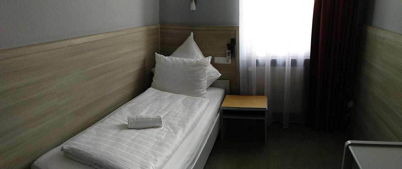 Hotel Brunnenhof Wilgartswiesen Buitenkant foto