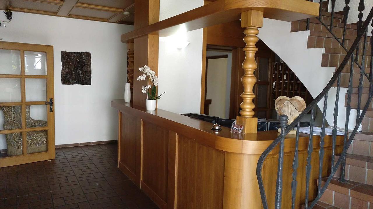 Hotel Brunnenhof Wilgartswiesen Buitenkant foto