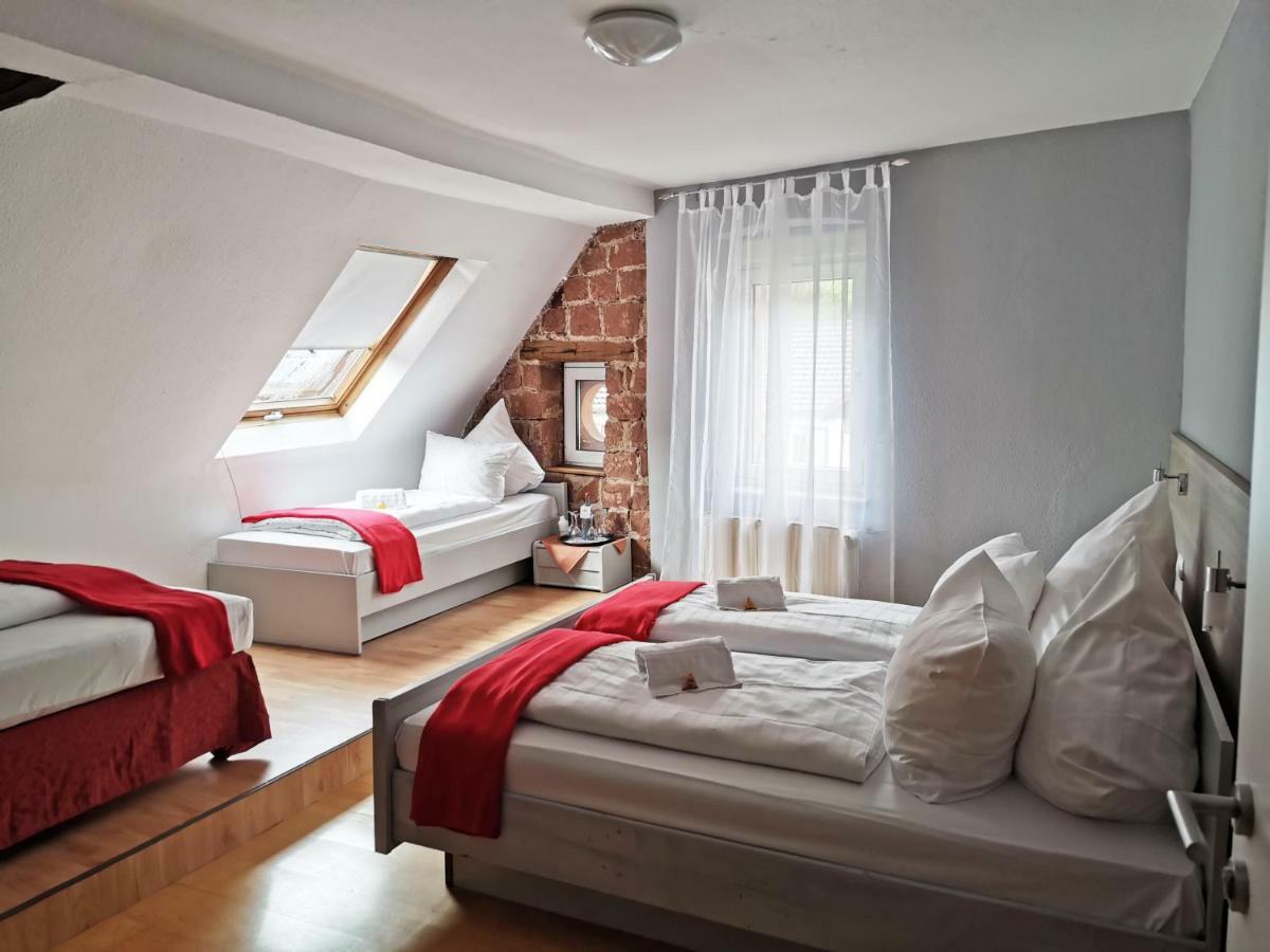 Hotel Brunnenhof Wilgartswiesen Buitenkant foto